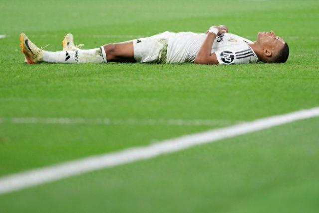 媒体人谈梅州、亚泰降级：中超拼到最后还是比烧钱和外援班底（媒体人评梅州、亚泰降级：中超鏖战到最后，拼的仍是投入与外援配置）