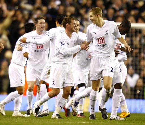 孔萨：凯恩给球队设立标准，那自然而然会激励我们