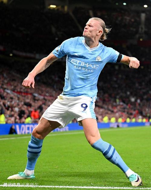 米体：那不勒斯冬窗急需补腰，已联系曼联询问引进梅努可行性