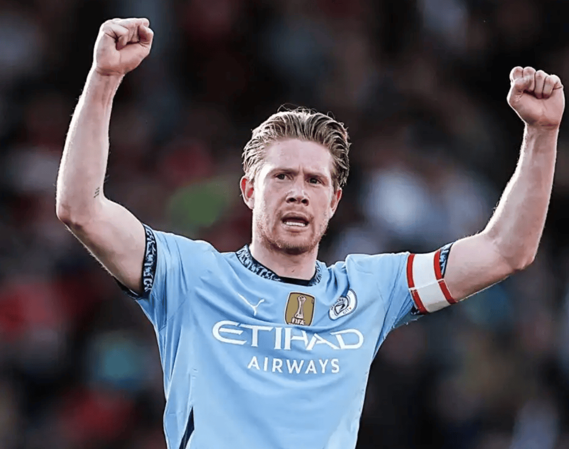 弗赖堡的文森佐·格拉菲诺（32岁）在打破俱乐部德甲进球纪录时向尼尔斯·彼得森致敬（弗赖堡32岁前锋文森佐·格拉菲诺破队史德甲进球纪录，致敬尼尔斯·彼得森）