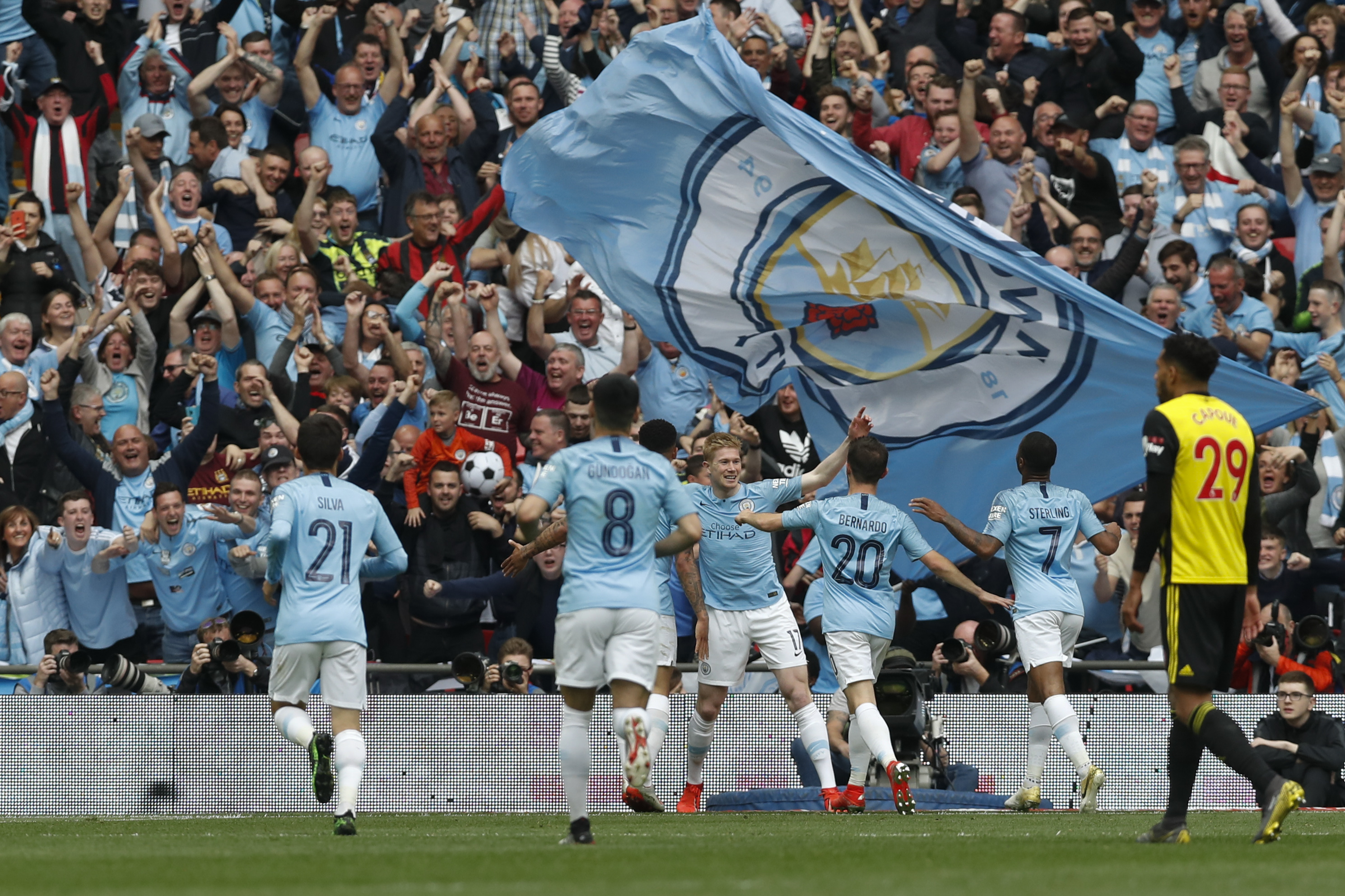 官方：大埔将在亚冠赛前为大埔火灾遇难者默哀一分钟（官方：亚冠赛前，大埔将为火灾遇难者默哀一分钟）