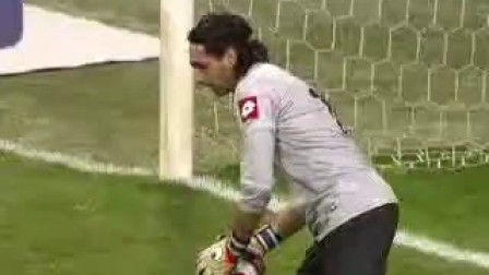 维尼修斯遭受外界批评，队友纷纷在社交网站上对其表示支持（维尼修斯饱受质疑，队友社媒集体声援）