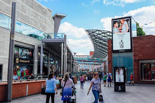 足球国足热身赛表现积极，主帅称进步肉眼可见（国足热身赛态势向好 主帅：进步一目了然）